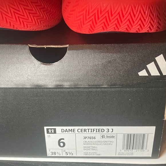 Adidas Dame Certified 3 J Basketball Shoes Youth Size 6 Gray/Black/Red) - Picture 13 of 14